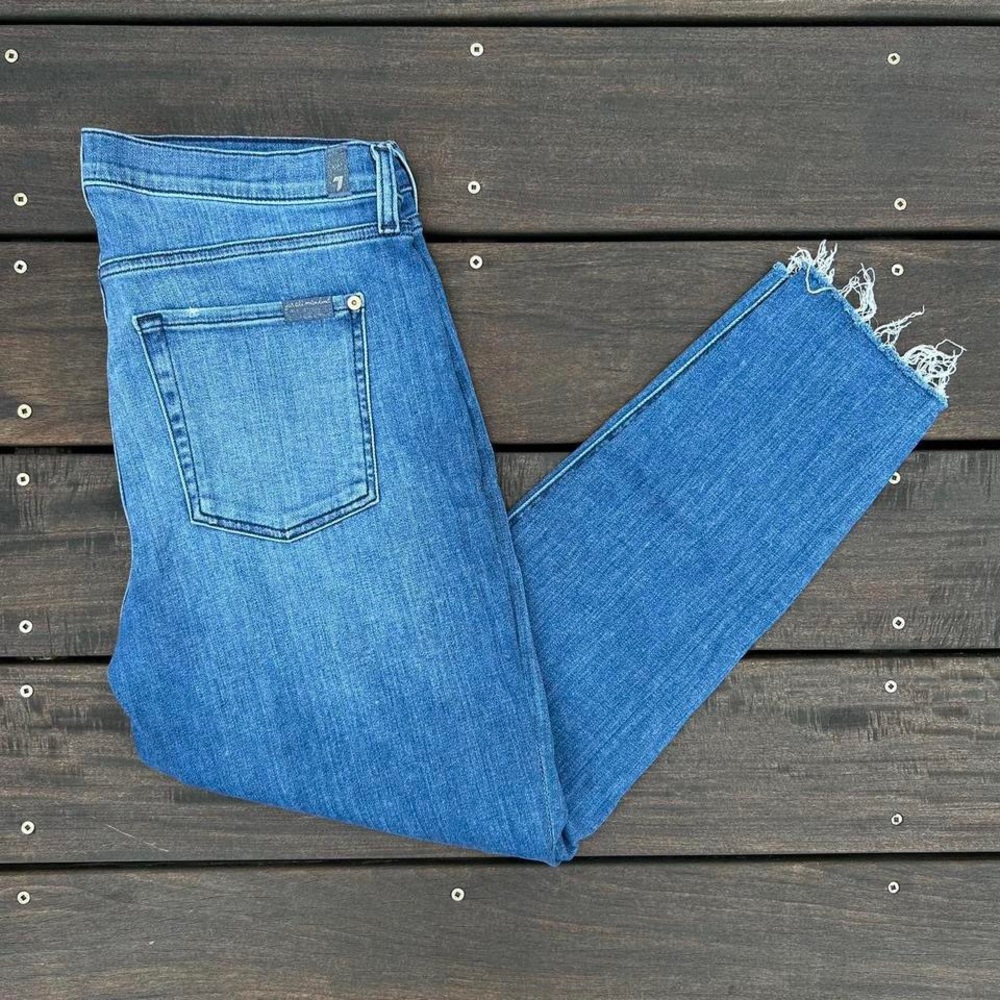 7 For All Mankind Blue Medium Wash Stretchy Skinny Jeans w/ Frayed Hem - Picture 2 of 8